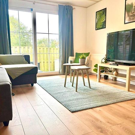 Wellness Bungalow With Jacuzzi &Sauna&Private Garden Near Amsterdam Vijfhuizen Exterior foto